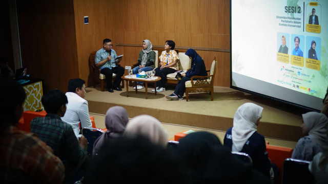 Pusat Studi Komunikasi Lingkungan Universitas Padjadjaran menggelar roadshow Wildlife Journalism Competition (WJC) di Universitas Tanjungpura Pontianak pada Selasa, 30 Juli 2024. Foto: Dok. Hi!Pontianak