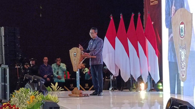 Pj Gubernur Jakarta Heru Budi Hartono dalam acara Jakarta Investment Award di Hotel Raffles Jakarta, Kuningan, Jakarta Selatan, Rabu (31/7/2024). Foto: Fadlan Nuril Fahmi/kumparan