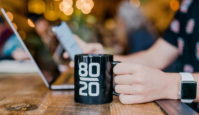 Ilustrasi Prinsip Pareto adalah apa. Foto: Austin Distel/Unsplash