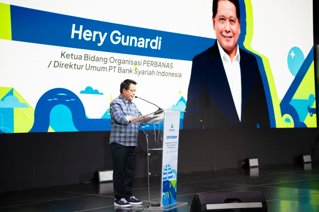 Ketua Ketua Bidang Organisasi Perhimpunan Bank Nasional (PERBANAS) sekaligus Dirut BSI, Hery Gunardi pada acara Welcoming Dinner PERBANAS CFO FORUM II 2024 di Bali, Kamis (1/8/2024). Foto: Dok. BSI 