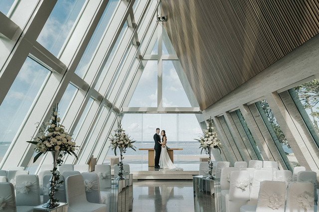 Menggelar pernikahan di Conrad Bali dengan pemandangan indah Samudera Hindia. Foto: Dok. Scop3 Group