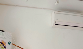 Ilustrasi swing ac artinya. Sumber: www.unsplash.com