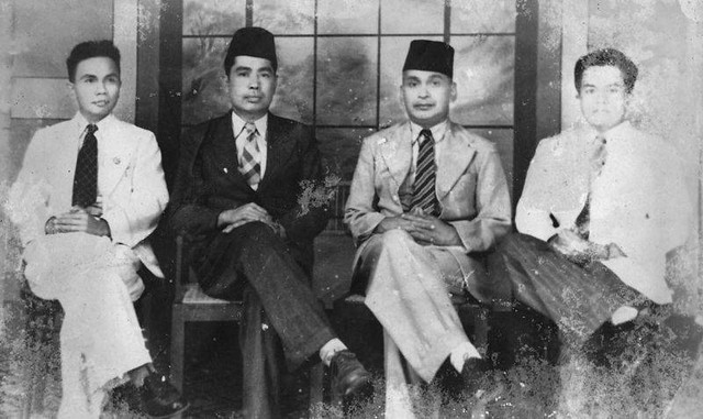 Dari kiri ke kanan: Kasim Munafy (Ketua PDM Padang Pariaman 1952-1991), Sidi Mhd Ilyas (perintis Muhammadiyah groep Kurai Taji (1929), Oedin (penggagas Partai Masyumi awal di Sumatra Barat/perintis Muhammadiyah groep Kurai Taji), Sjailendra (pengurus Partai Masyumi Padang Pariaman). Sumber: dokuimentasi Kasim Munafi
