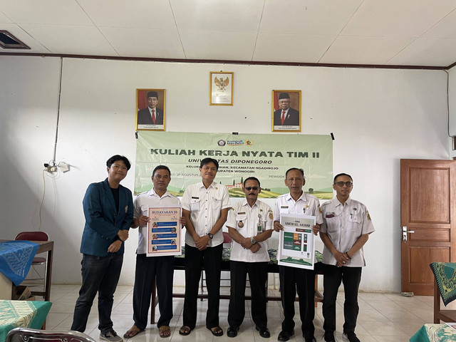 Dokumentasi Pelaksanaan Program Kerja Implementasi 5S (Seiri, Seiton, Seiso, Seiketsu, Shitsuke) pada kantor kelurahan