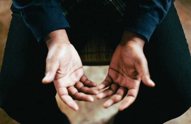Ilustrasi Doa Sesudah Tahajud dan Witir Sumber Unsplash/Jeremy Yap