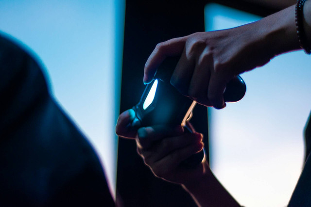 Ilustrasi hero counter yu zhong. Sumber: pandhuya niking/unsplash