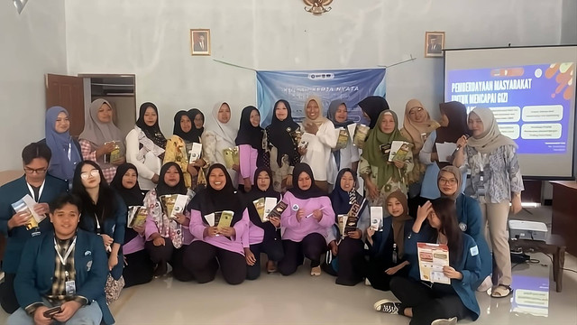 Sosialisasi dan Demonstrasi pembuatan PMT puding daun kelor oleh Mahasiswa KKN TIM II UNDIP kepada kader kesehatan Desa Bateh