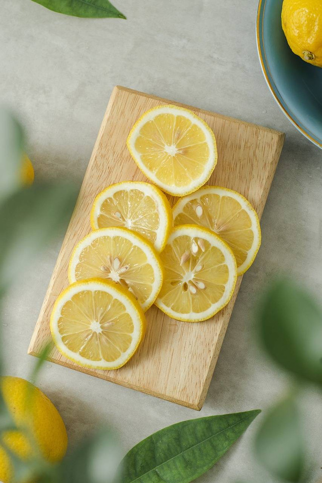 Lemon segar yang akan dijadikn dried lemon slices