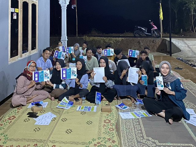 Dokumentasi Kegiatan Sosialisasi dan Pelatihan Pembuatan CV