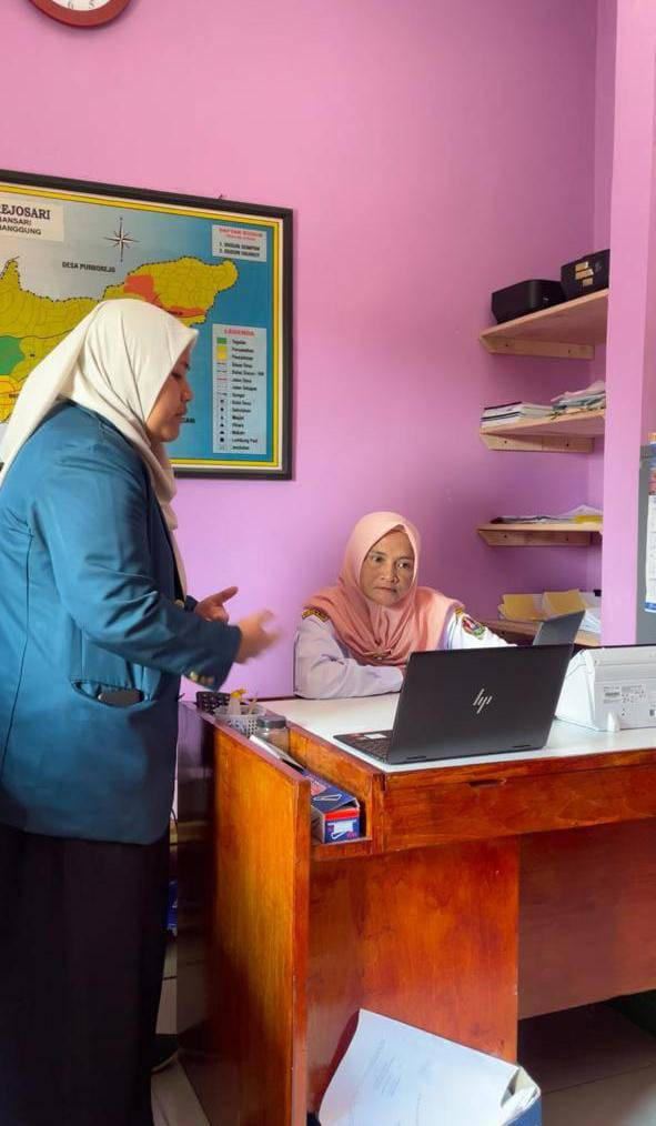Dokumentasi pelaksanaan program kerja multidisiplin, Hawaa Sakhiyyah, bersama salah satu perangkat Desa Rejosari (Bu Santi)