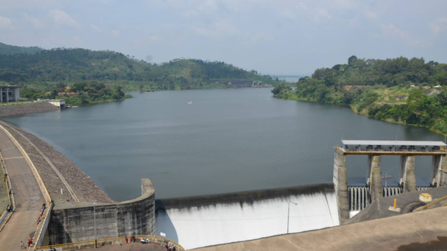 Waduk Saguling di Jawa Barat yang akan di manfaatkan permukaannya untuk PLTS Terapung Saguling dengan kapasitas 60 Megawatt (MW) serta estimas luas PLTS sebesar 95 hektar. Foto: Dok. PLN IP