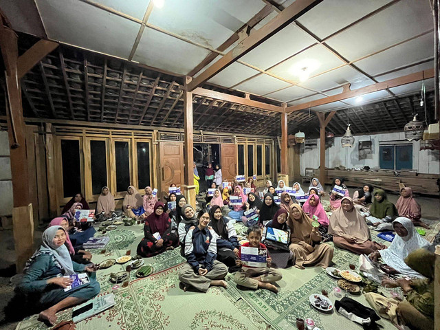 Dokumentasi Program Kerja dengan Warga Dusun Sidomulyo 