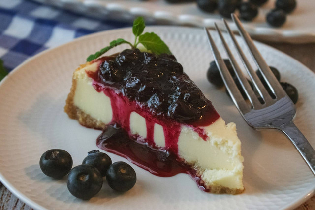 cheesecake enak di Jakarta Utara. Foto hanya ilustrasi, bukan tempat sebenarnya. Sumber: Unsplash/kelsey todd