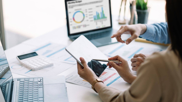 ilustrasi Business Intelligence System, Foto: Canva