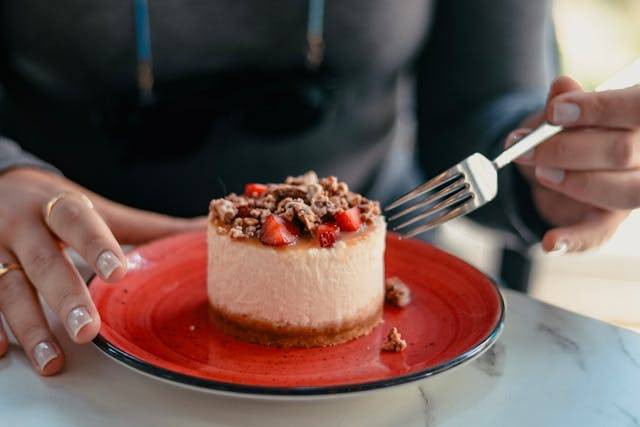 Cheesecake enak di Jakarta Barat, foto hanya ilustrasi, bukan tempat sebenarnya: Pexels/Ayşenur