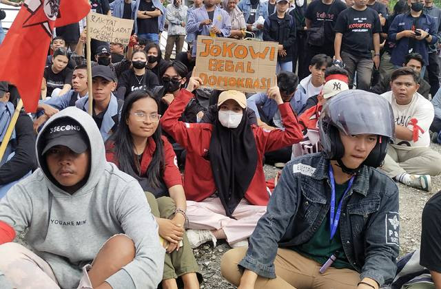 Para mahasiswa massa demo tolak RUU Pilkada di Kota Manado, Sulawesi Utara.