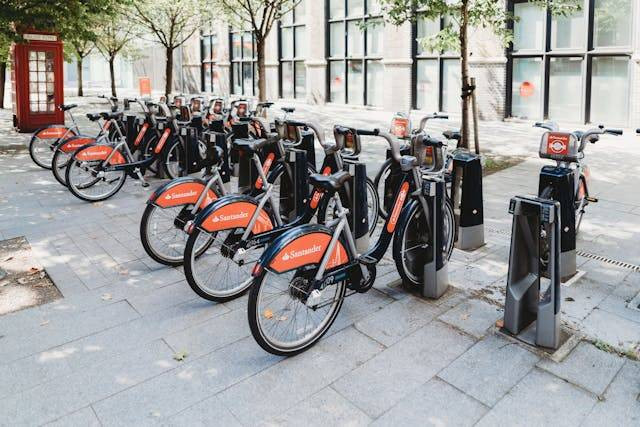 Ilustrasi sepeda listrik xiaomi terbaik, foto:pexels