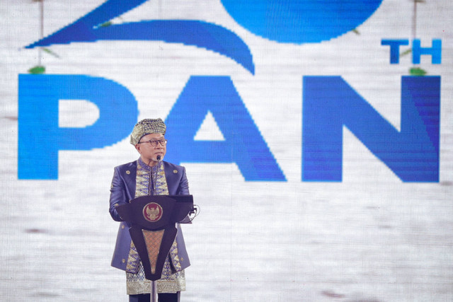 Ketua umum PAN Zulkifli Hasan memberikan sambutan pada pembukaan Kongres ke-6 PAN di Kempinski, Jakarta, Jumat (23/8/2024).
 Foto: Jamal Ramadhan/kumparan