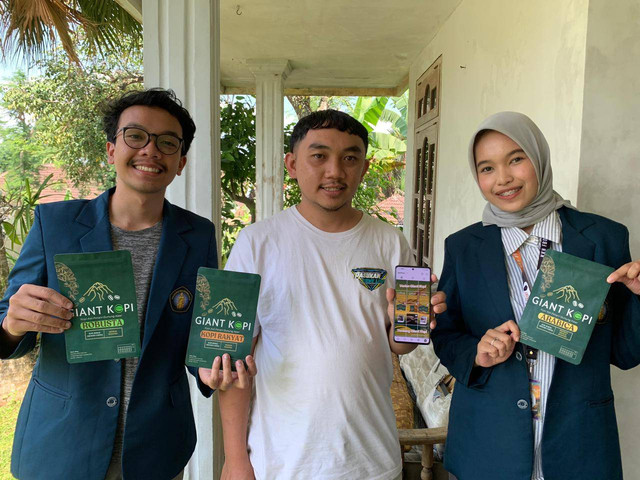 Mahasiswa KKN Jantra UB 63 Gelar Sosialisasi UMKM di Desa Sumbertempur (1)