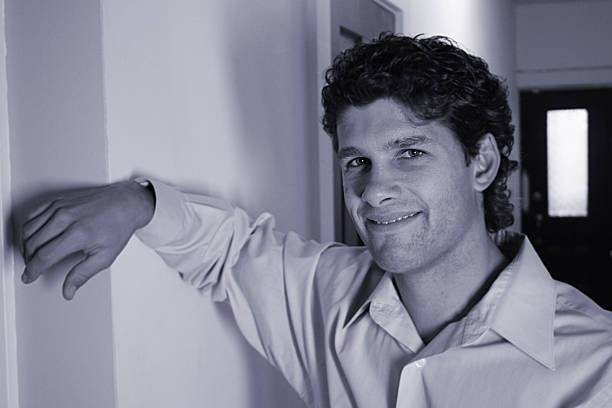 5 Model Rambut Pria Gondrong yang Keren | kumparan.com