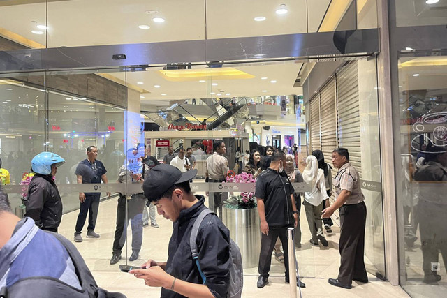 Situasi terkini di Paragon Mall pasca demo Jateng Bergerak. Foto: Intan Alliva Khansa/kumparan