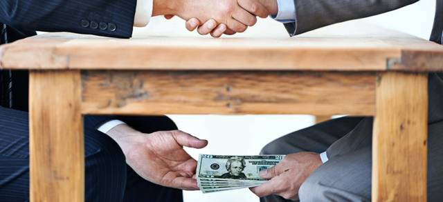 ilustrasi kolusi. Foto; istock.com.