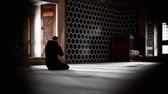 Ilustrasi doa kebaikan dunia akhirat. Foto:unsplash.com. 