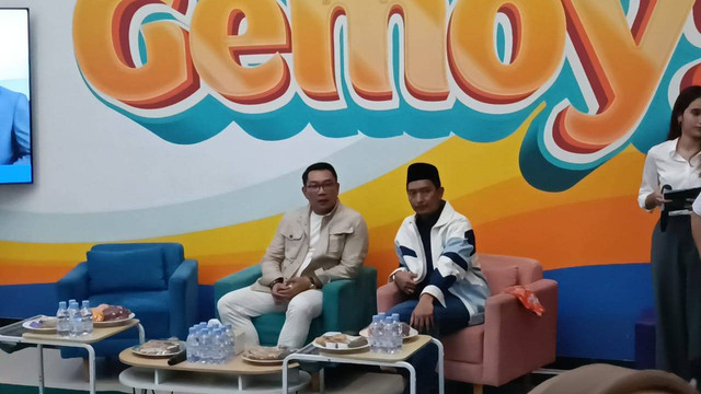 Bacagub DKI Jakarta dari KIM Plus, Ridwan Kamil dan Komandan TKN Fanta, Arief Rosyid di TKN Fanta HQ, Menteng, Jakarta Pusat, Senin (2/9).  Foto: Fadlan Nuril Fahmi/kumparan