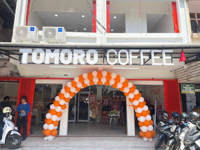 Tomoro Coffee resmi membuka gerai baru di Pontianak, Kalimantan Barat yang berlokasi di Jalan Pattimura No. 71E/F. Foto: Tracy/Hi!Pontianak