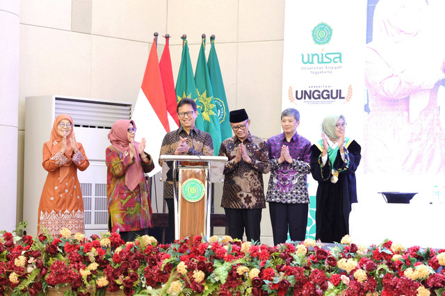 Menkes Budi Gunadi Sadikin meresmikan Fakultas Kedokteran UNISA Yogyakarta, Rabu (4/9). Foto: Dok. UNISA Yogya