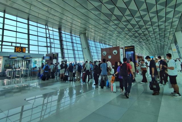 Ilustrasi di dalam bandara. Foto: Jamal Ramadhan/kumparan