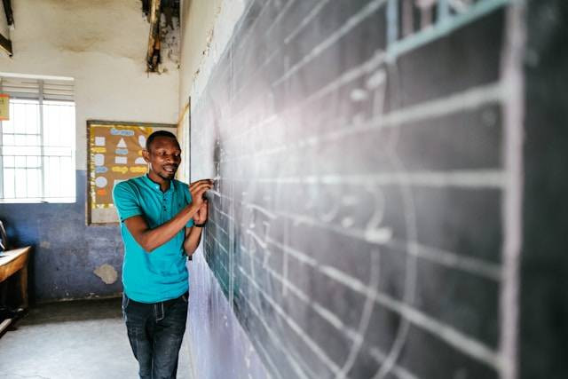 Ilustrasi ringkasan materi bahasa Jawa kelas 4. Sumber foto: Unplash/Zach Wear