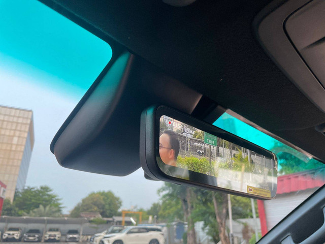 Fitur Toyota Safety Sense (TSS) dan Rear View Monitor with DVR pada Toyota Fortuner 2.8 4x4 GR-S 2024. Foto: Sena Pratama/kumparan