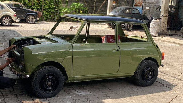 MINI Morrislistrik dari bahan Wuling Air EV garapan VolksWorks Bali. Foto: Dok.VolksWorks Bali