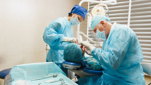 Ilustrasi periksa gigi ke dokter. Foto: Shutterstock