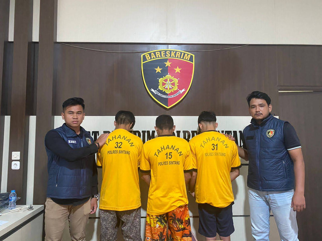 Pelaku pencurian rumah warga di Masuka yang diamankan Polres Sintang. Foto: Dok Polres Sintang