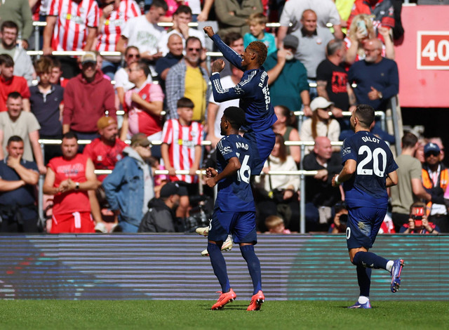 Southampton vs MU di Liga Inggris. Foto: Toby Melville/REUTERS