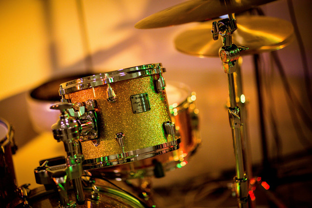 Ilustrasi Cara Memainkan Drum dengan Benar. Foto: Pexels.com/Rene Terp
