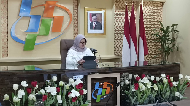 Deputi Bidang Distribusi dan Jasa BPS, Pudji Ismartini, dalam konferensi pers di Kantor Pusat BPS, Selasa (17/9/2024). Foto: Ave Airiza Gunanto/kumparan