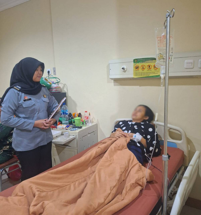 Pegawai LPP Jakarta Terapkan SOP yang Ketat dalam Mengawal Warga Binaan di RS