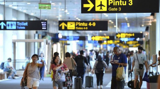 Kedatangan warga negara asing menagalami kenaikan di Bandara Internasional I Gusti Ngurah Rai Bali. Foto: Dok. Istimewa