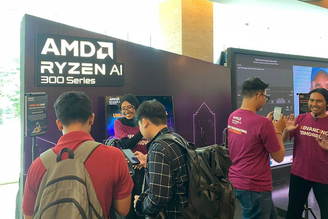 AMD meluncurkan prosesor Ryzen AI 300 Series di Indonesia pada acara "Advancing Tomorrow with Ryzen AI 300 Series" di Hotel JS Luwansa, Jakarta Selatan pada Rabu (18/9/2024). Foto: Abid Raihan/kumparan