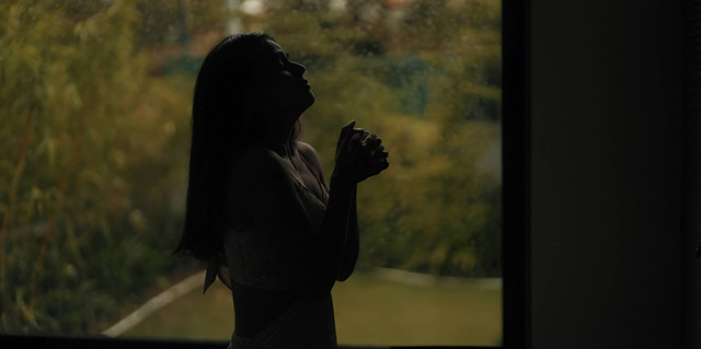 Ilustrasi perempuan. Foto: Raushan_films/Shutterstock