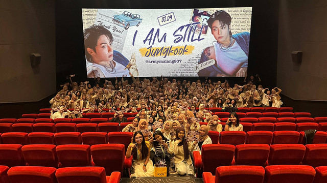 ARMY Malang yang nobar I Am Still, Foto: IG/@armymalang907