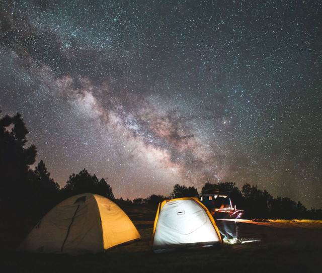 Kampoeng Ciherang Sumedang. Foto hanya ilustrasi, bukan tempat sebenarnya. Sumber: Unsplash/Austin Schmid