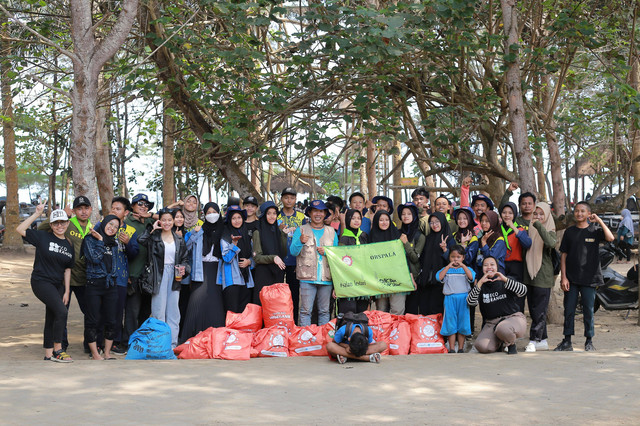 partisipan Clean Up Day