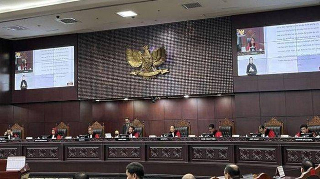 sumber youtube : Mahkamah Konstitusi RI