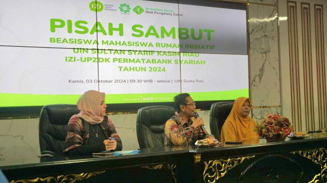 Segenap Pimpinan yang Hadir, Mewakili PermataBank Syariah, UIN Suska Riau dan Laznas IZI.