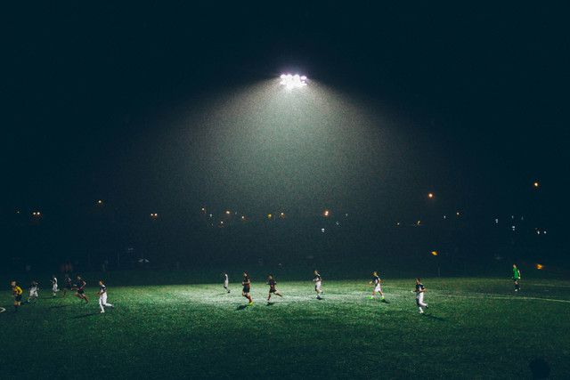 Ilustrasi Aturan Liga 1 Pemain Asing. Unsplash/Abigail Keenan