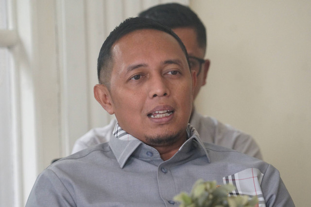 Kepala Badan Komunikasi Kepresidenan Hasan Nasbi saat berkunjung ke kantor kumparan, Jakarta, Selasa (8/10/2024). Foto: Dicky Adam Sidiq/kumparan